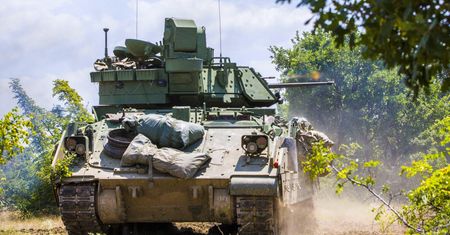 Następca Bradleya z potężną armatą 50 mm. Amerykanie testują XM30 Wolf