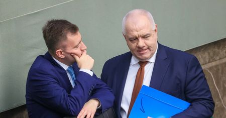 Spór o składki. "Politycy PiS aż poczerwienieli z oburzenia" [OPINIA]