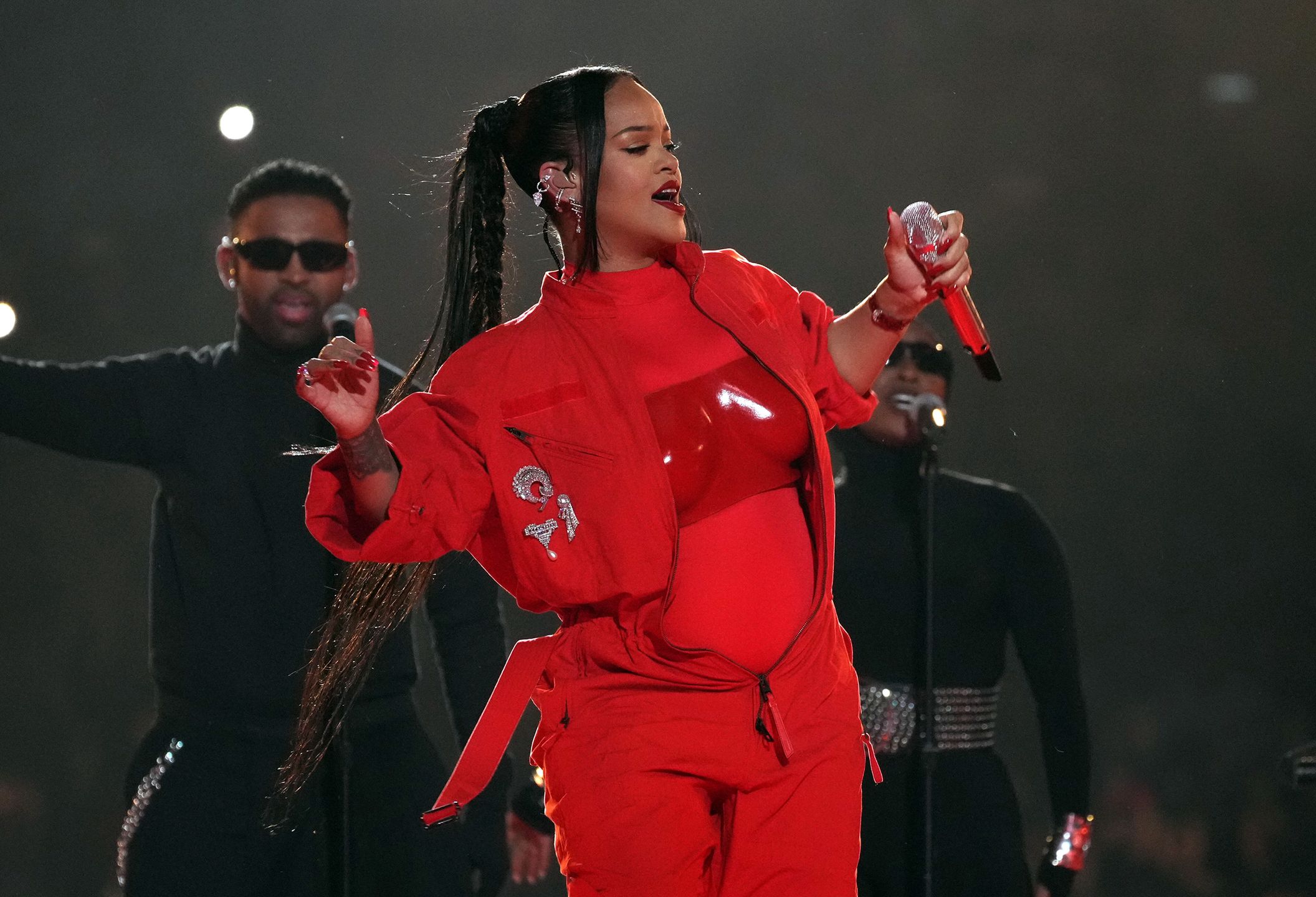 Rihanna wystąpiła podczas finału Super Bowl. Potwierdziła też, że spodziewa się drugiego dziecka