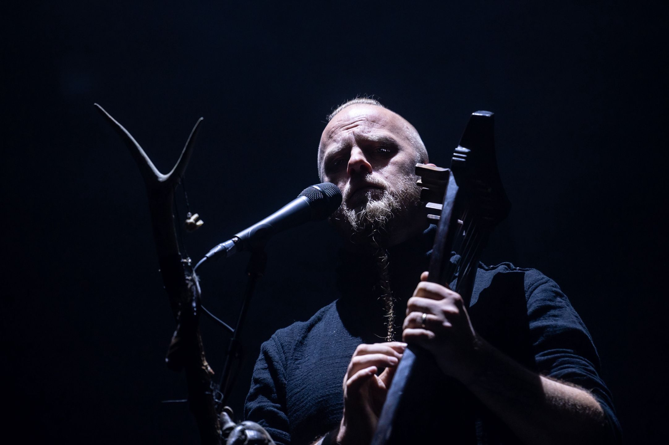 Wardruna na scenie Gdańskiego Teatru Szekspirowskiego