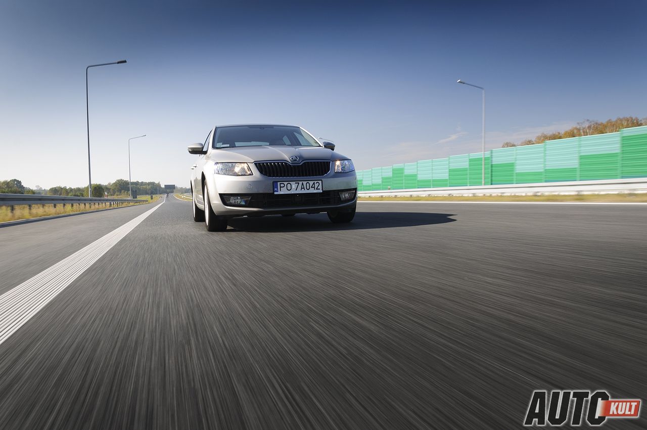 Nie zawsze na autostradzie warto jechać z najwyższą dopuszczalną prędkością