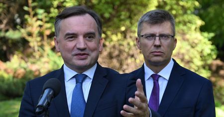 Prawie 8 mln zł z Funduszu Sprawiedliwości. Ziobro kandydował tam w wyborach