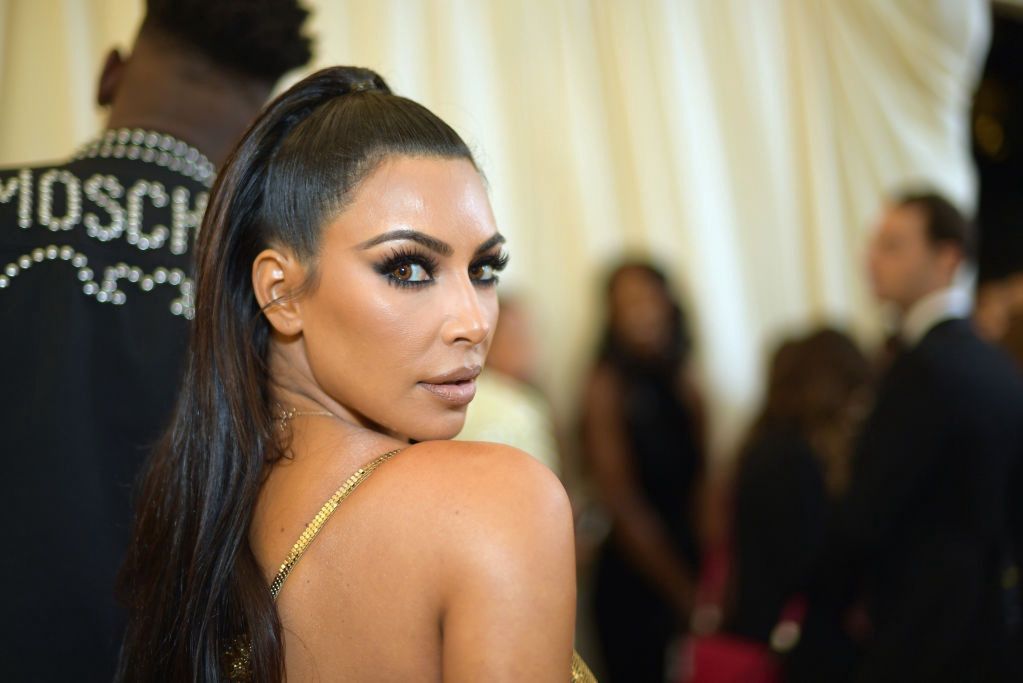 Kim Kardashian opublikowała zdjęcie z przyjaciółką. Były wtedy nastolatkami 