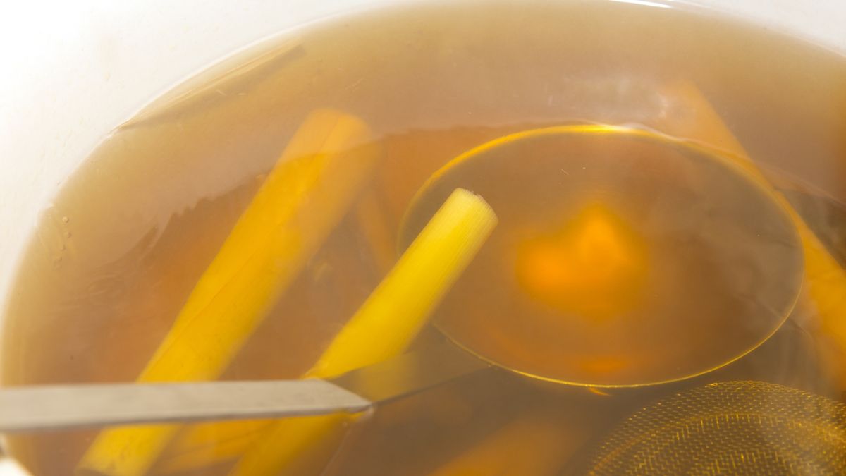 Jakie właściwości ma trawa cytrynowa?