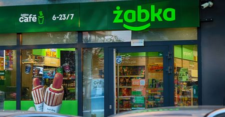 Atak hakerski na Żabkę. "Wygląda na naprawdę poważny i głęboki"