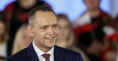 Nawrocki wetuje za często? Polacy mają swoje zdanie