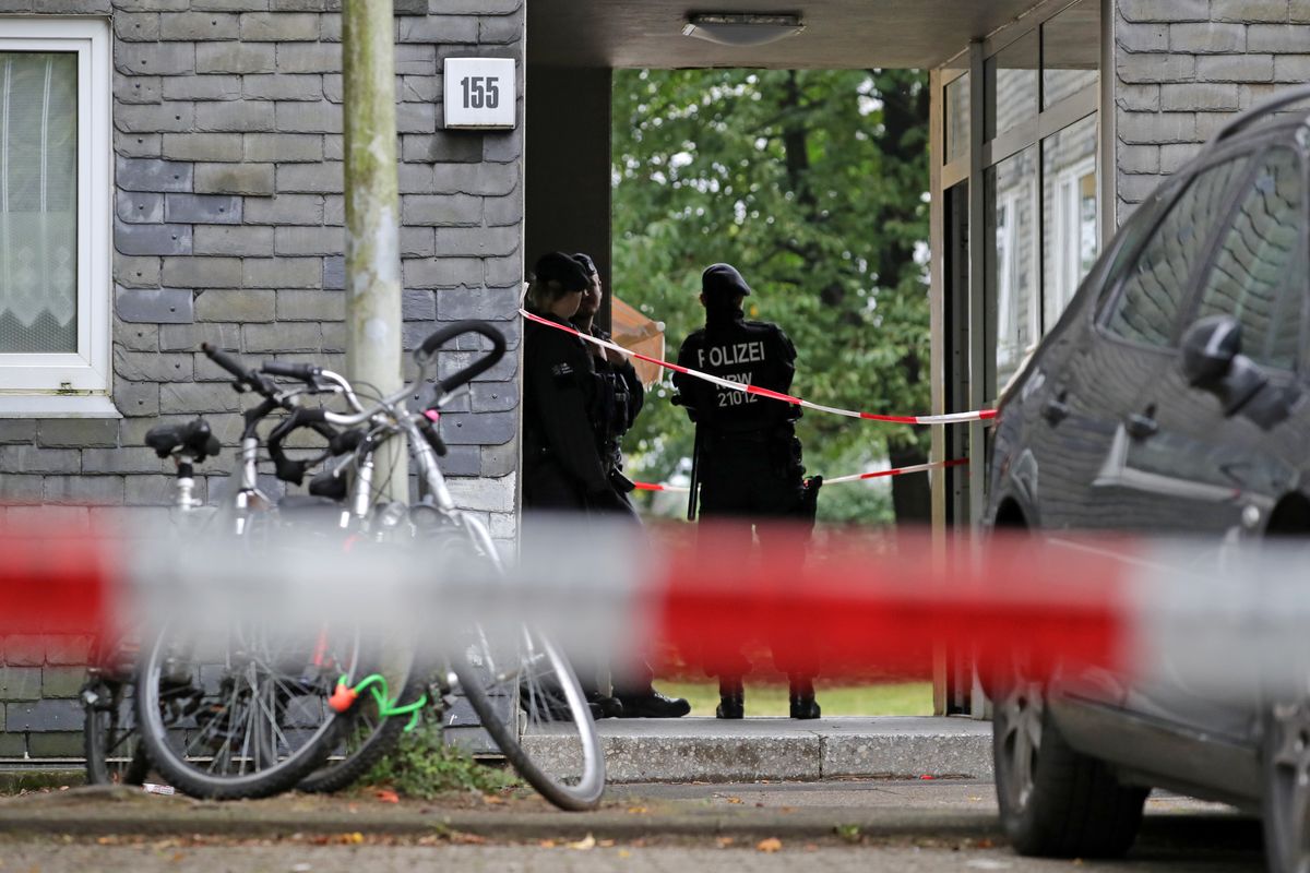 Tragedia w Niemczech. Matka zabiła pięcioro dzieci. Jest wyrok w głośnej sprawie. Zdjęcie z miejsca zdarzenia 