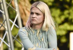 Jej rodzice odbierają telefony w jej sprawie. Martwią się