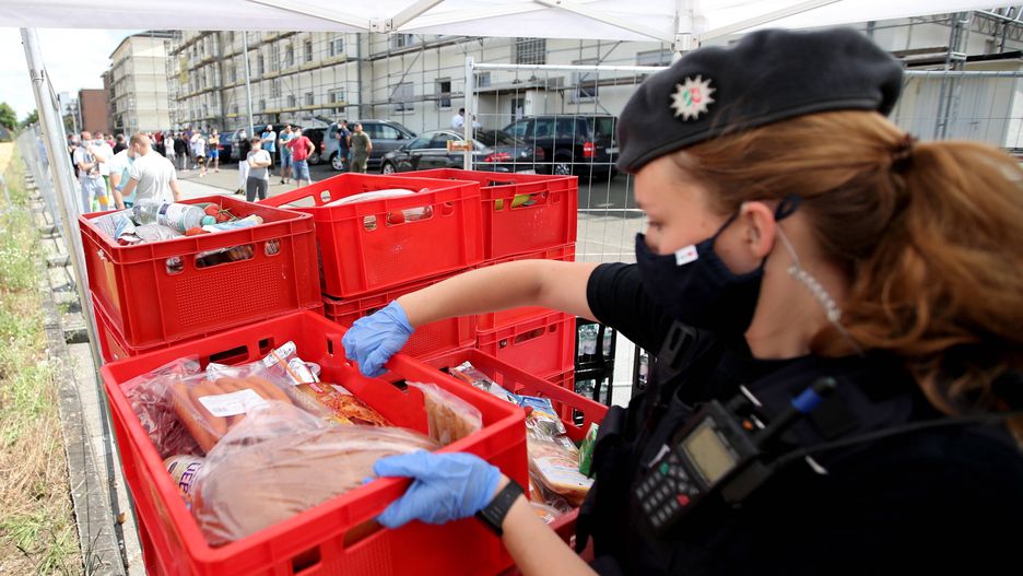 Koronawirus w Niemczech. Polski konsul interwerniuje ws. Polaków pracujących w zakładach mięsnych Toennies