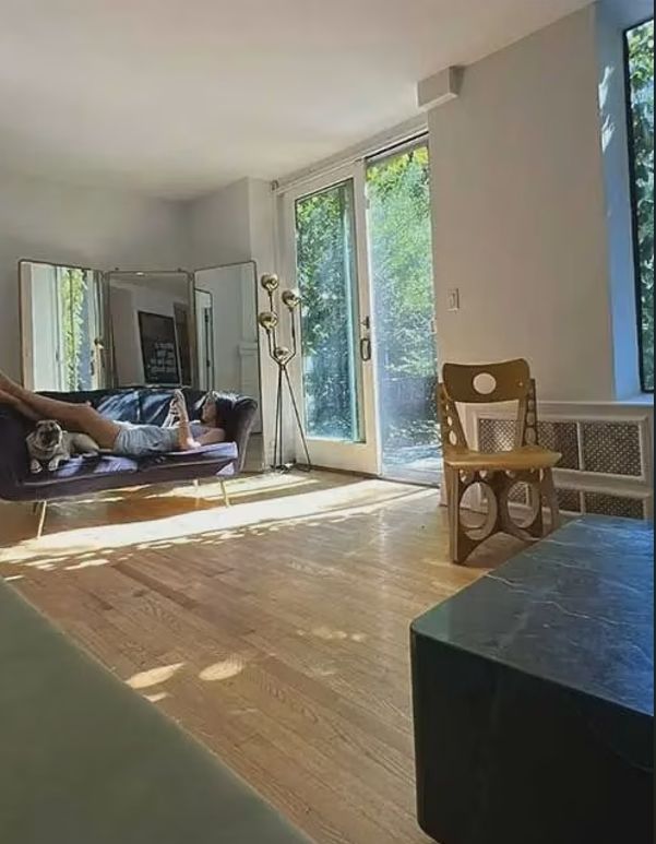 Salon Emily Ratajkowski