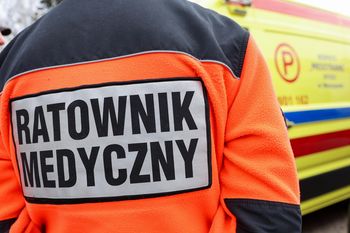 Dramatyczna akcja w Jarosławiu. Kobieta nagle zamilkła podczas rozmowy