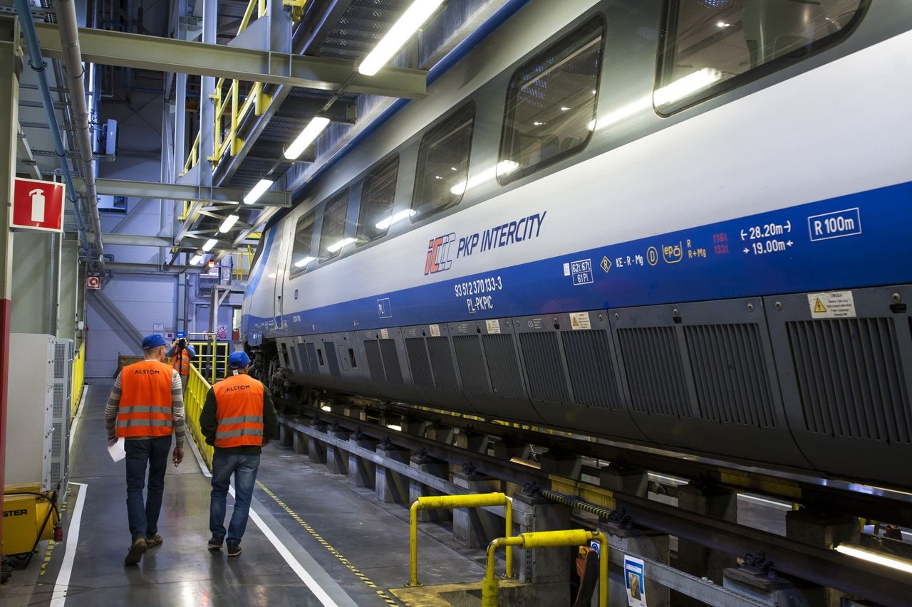 PKP Intercity zamawia 42 piętrowe pociągi. Prędkość do 200 km/h