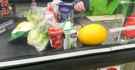 Gdzie najtańsze zakupy? Lidl? Biedronka? Nic z tego. Najnowszy koszyk cenowy