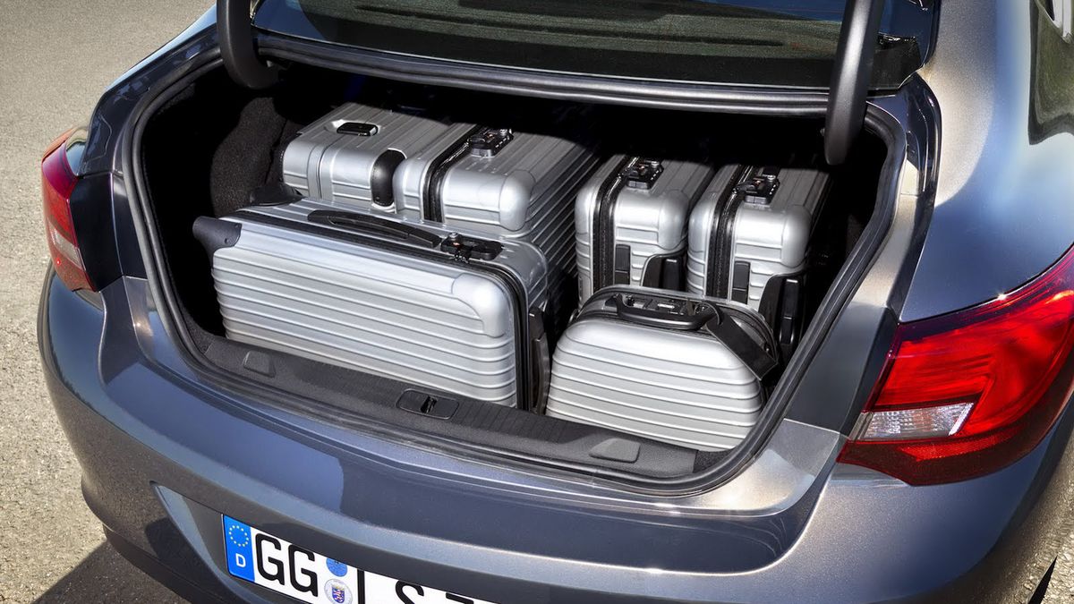 Odpowiednio spakowane bagaże to podstawa bezpiecznej podróży