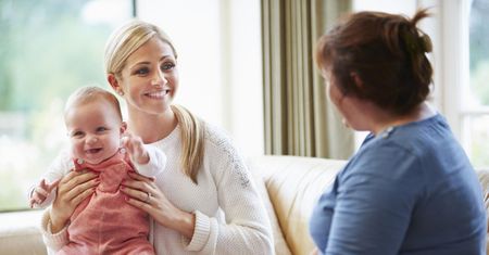 Co mamy powinny przestać mówić innym mamom?