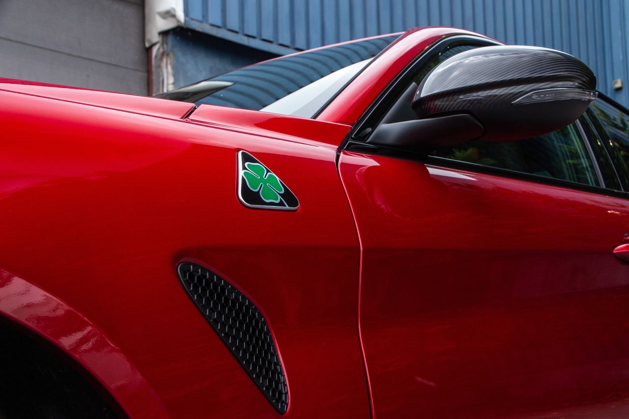 Alfy Romeo Quadrifoglio wrócą do oferty. Wiemy kiedy