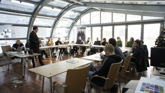 Szkoła czy praktyka - jak najlepiej uczyć się fotografii? [poradnik] 1