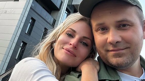 Anita Szydłowska i Adrian Szymaniak poznali się w programie