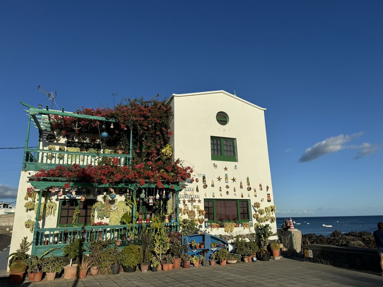 "Złota godzina" w portowym miasteczku na Lanzarote