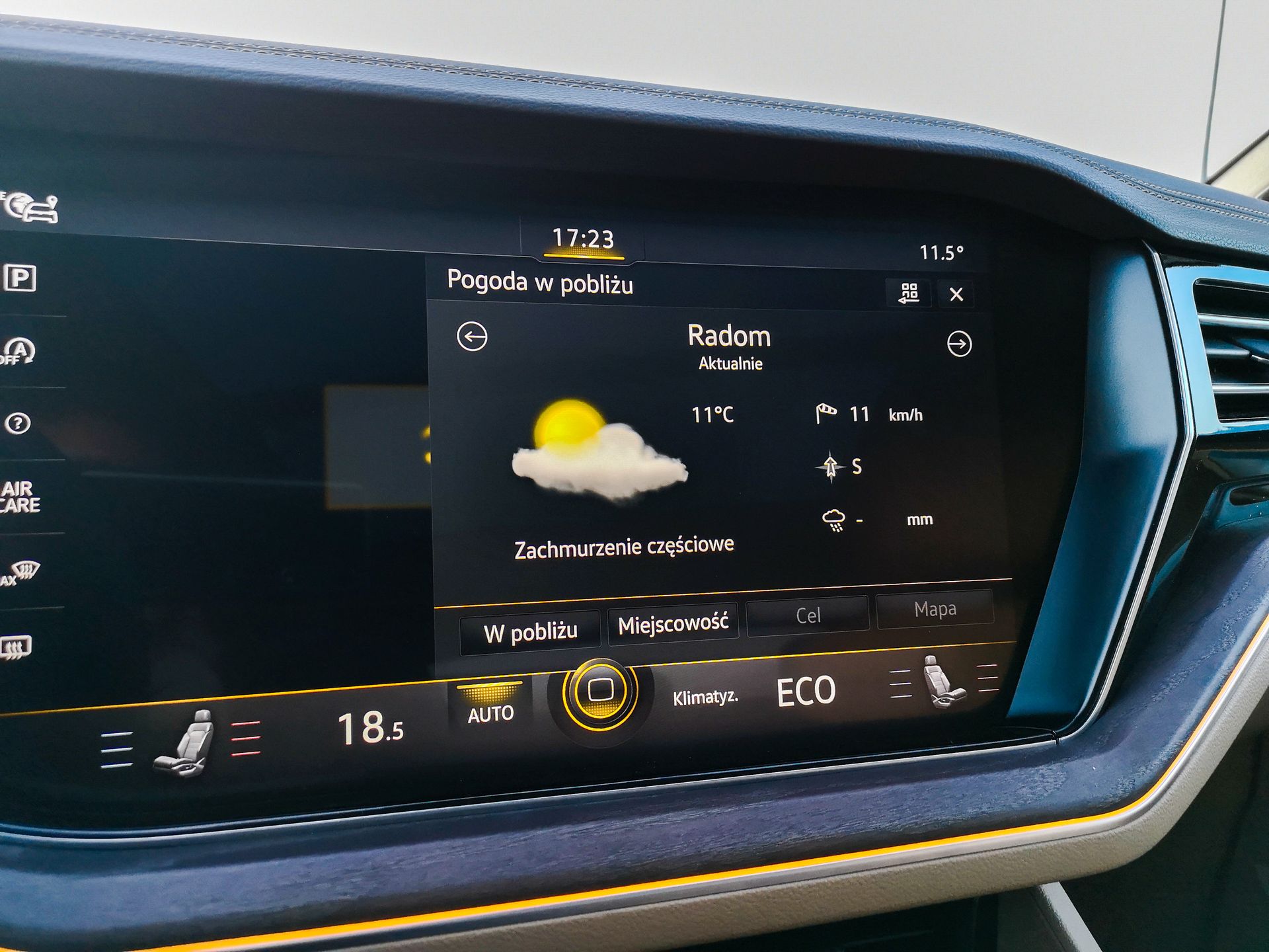 Volkswagen Touareg: Systemy wsparcia kierowcy z asystentem jazdy nocą i Innovision Cockpit 17