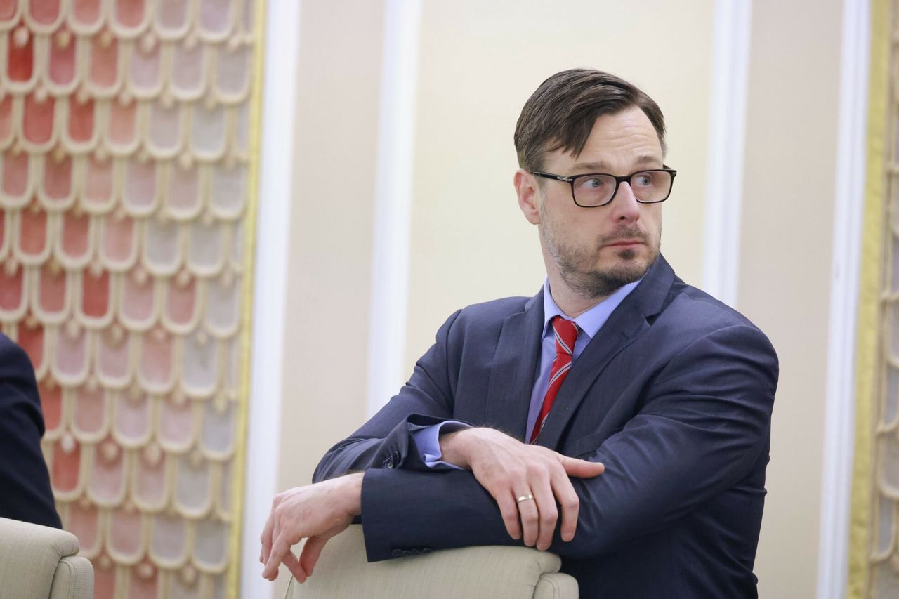 Różnica zdań w rządzie ws. podatku bankowego. "W tej chwili nie na miejscu"