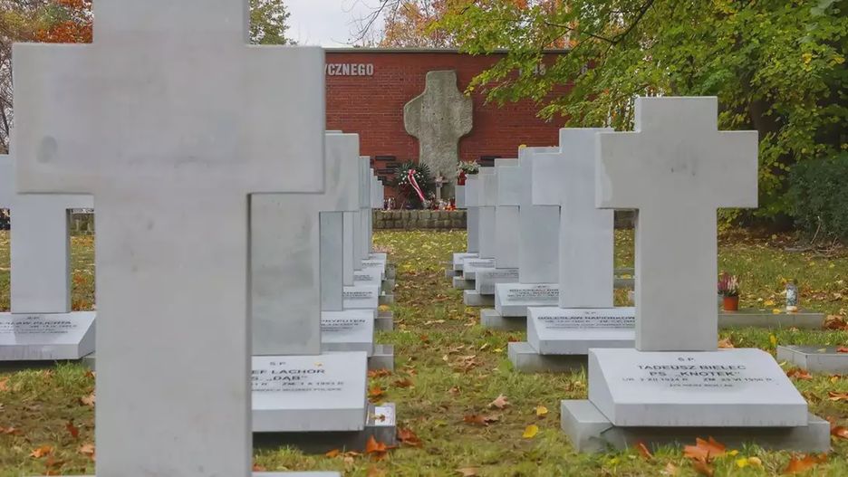 IPN podsumowuje II etap ekshumacji kwater więziennych na Cmentarzu Osobowickim.