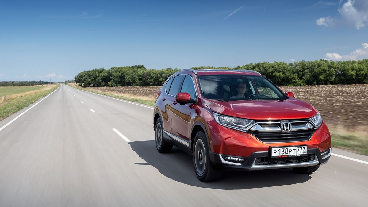 Na zdjęciach w artykule Honda CR-V w specyfikacji na rynek rosyjski, najbardziej zbliżonej do polskiej.