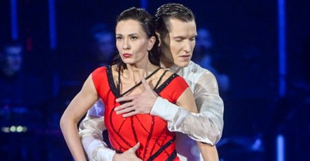 Kreacja nie pomagała Sokołowskiej. Stylistka nie zostawiła na niej suchej nitki
