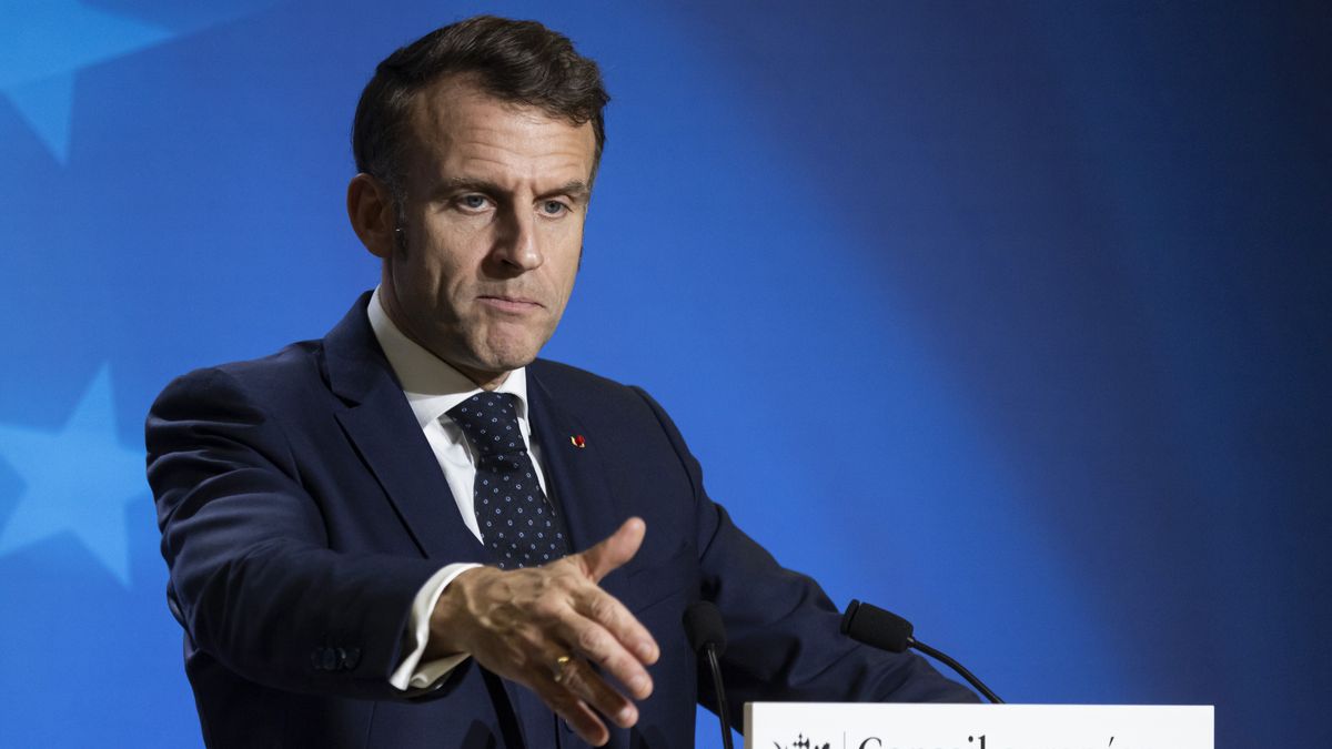 President of France Emmanuel Macron holds a press conference after the end of the European Council summit the EU leaders meeting at the headquarters of Europe. The French President did a statement and answered questions from journalists of international media and press. Leaders discussed among other topics to provide support and a new 90 billion euro loan to Ukraine, the usage of frozen in the EU Russian assets, the multiannual budget, enlargement and the EU Mercosur trade agreement. Brussels, Belgium on December 19, 2025 (Photo by Nicolas Economou/NurPhoto via Getty Images)