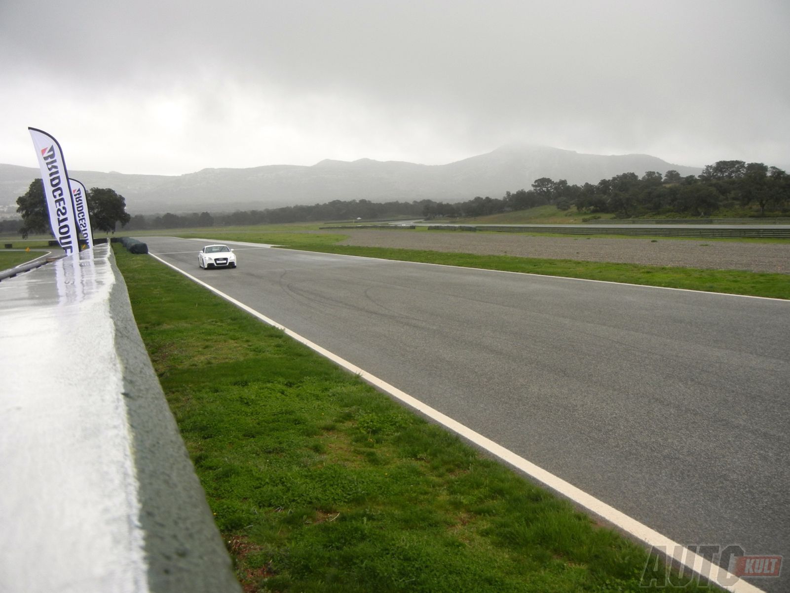 Test opon Bridgestone Potenza Adrenalin RE002 w Ascari Race Resort [galeria] 73