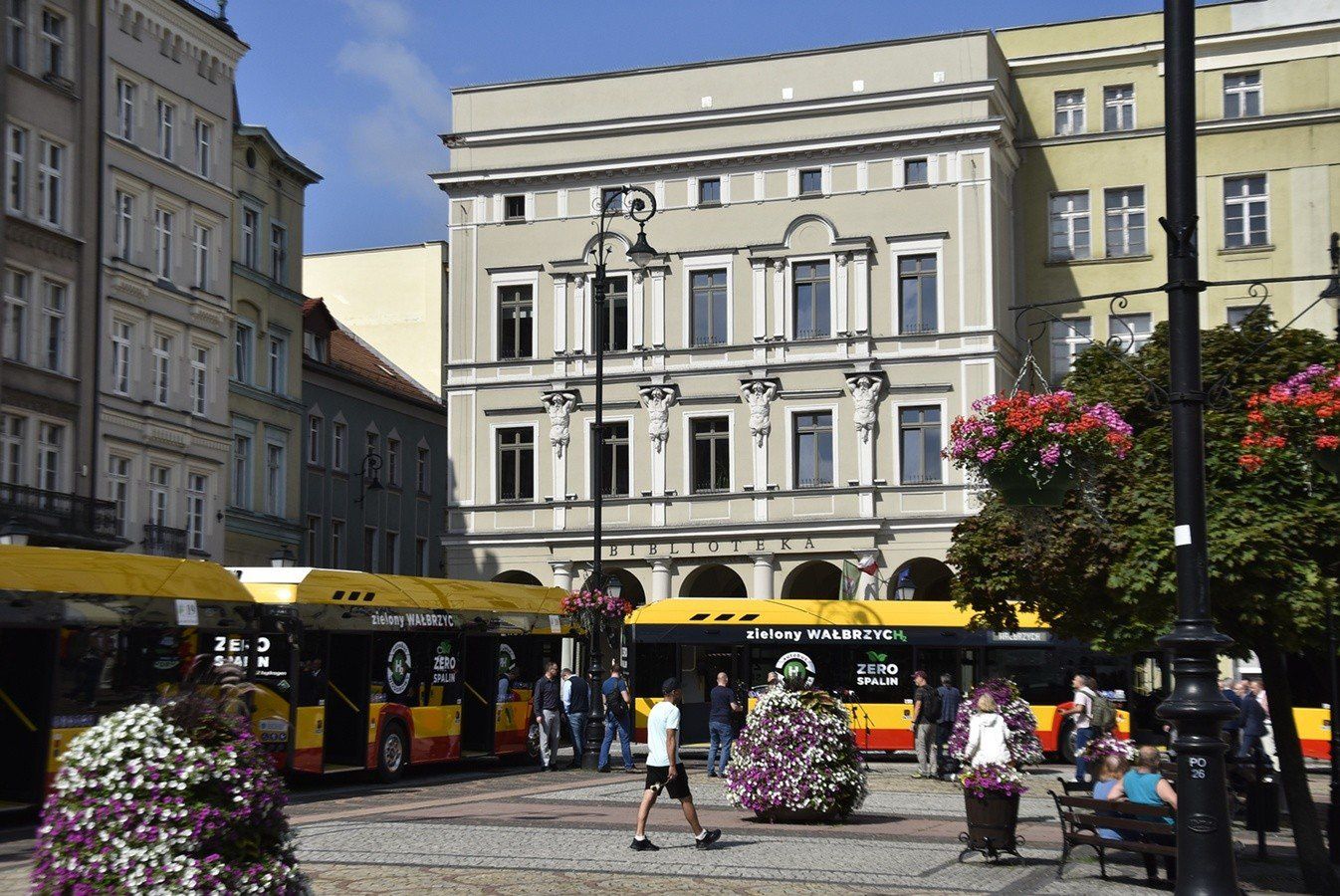 Do Wałbrzycha dotarło sześć nowych autobusów wodorowych. W mieście jest ich już w sumie dwadzieści
