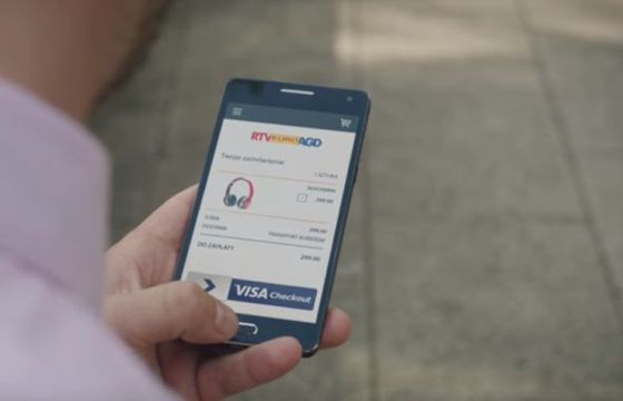Visa w reklamach systemu Visa Checkout pokazuje jak ułatwić sobie życie