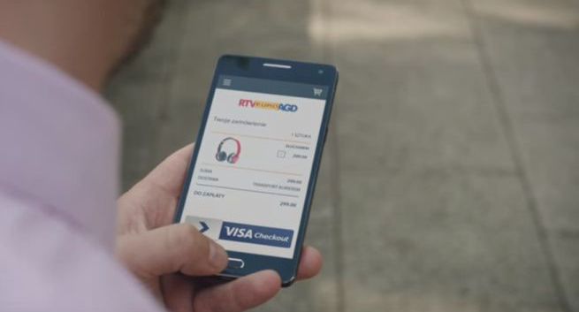 Visa w reklamach systemu Visa Checkout pokazuje jak ułatwić sobie życie