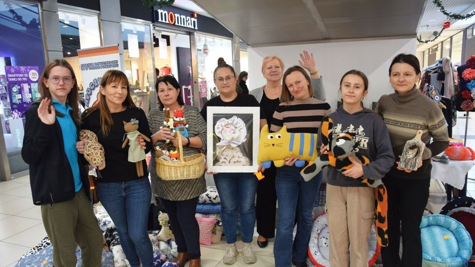 Zimowy kiermasz charytatywny Stowarzyszenia Mruczychata 2025