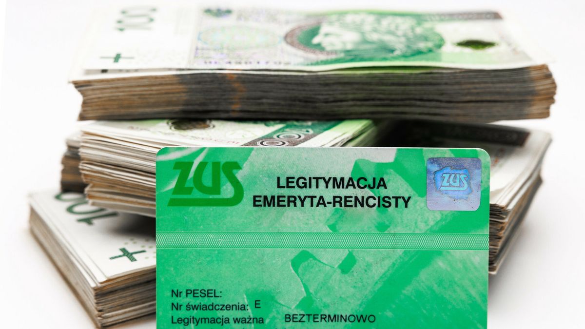Co daje legitymacja emeryta?