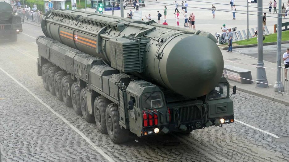 Rosyjski pocisk Jars na mobilnej wyrzutni