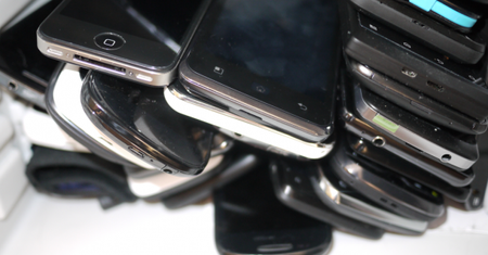 UE kładzie kres opłatom za roaming