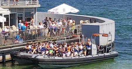 Koronawirus nie odstraszył turystów. Tłumy na plażach i górskich szlakach