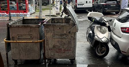 Smog za oknem, kurz na półkach i pyłki w nosie. Czy oczyszczacz powietrza faktycznie coś zmienia?