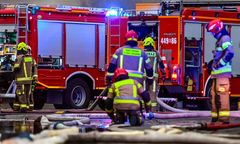 Pożar w Częstochowie. Strażacy walczą z żywiołem