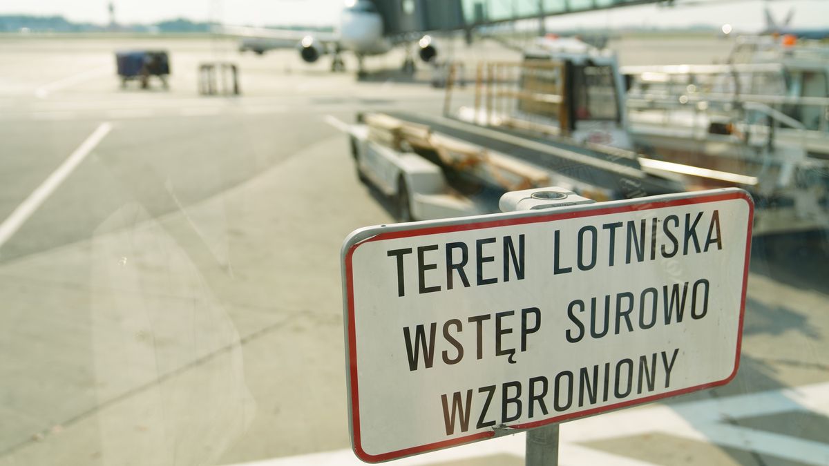 Wraz ze wzrostem ruchu lotniczego i demokratyzacją latania zapanował boom na nowe lotniska