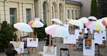Wakacje z Płocką Galerią Sztuki. Bogaty program wydarzeń przez cały lipiec