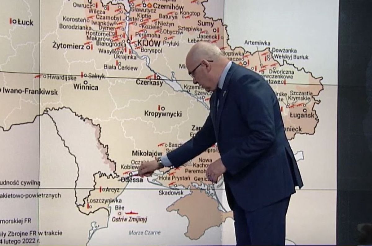 Generał Waldemar Skrzypczak w "Rozmowie Piaseckiego" w TVN24 analizował mapy działań wojennych 