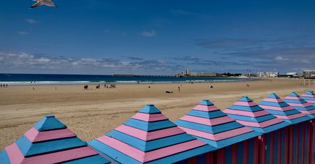 Mają dość półnagich turystów. 150 euro kary za bikini poza plażą