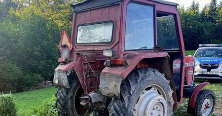 Szalone rodeo na ciągniku. Kierowca miał 3 promile