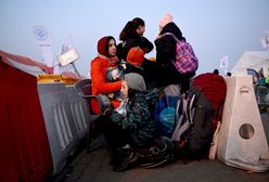 Chcą nastawić Polaków przeciwko uchodźcom? "Pojawiają się wrzutki"