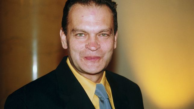 Jacek Chmielnik zmarł w wieku 54 lat w 2007 r. 