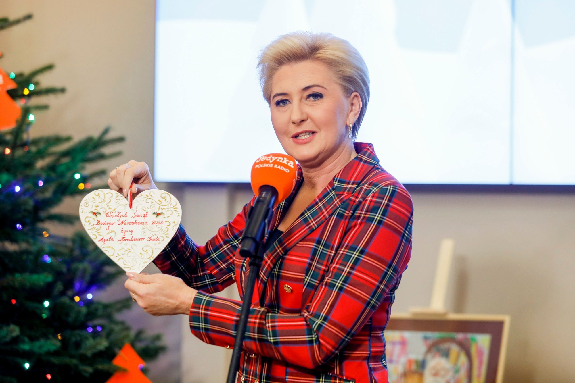 Katarzyna Cichopek jak Agata Duda? Założyły identyczne kreacje 