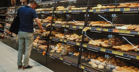 Kupujesz pieczywo w Biedronce? Musisz poznać tę ukrytą funkcję