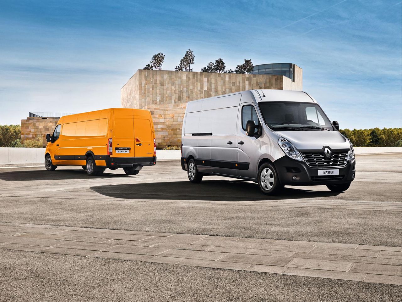 Facelifting Renault Master z nowymi silnikami